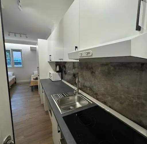 Saloni Studio